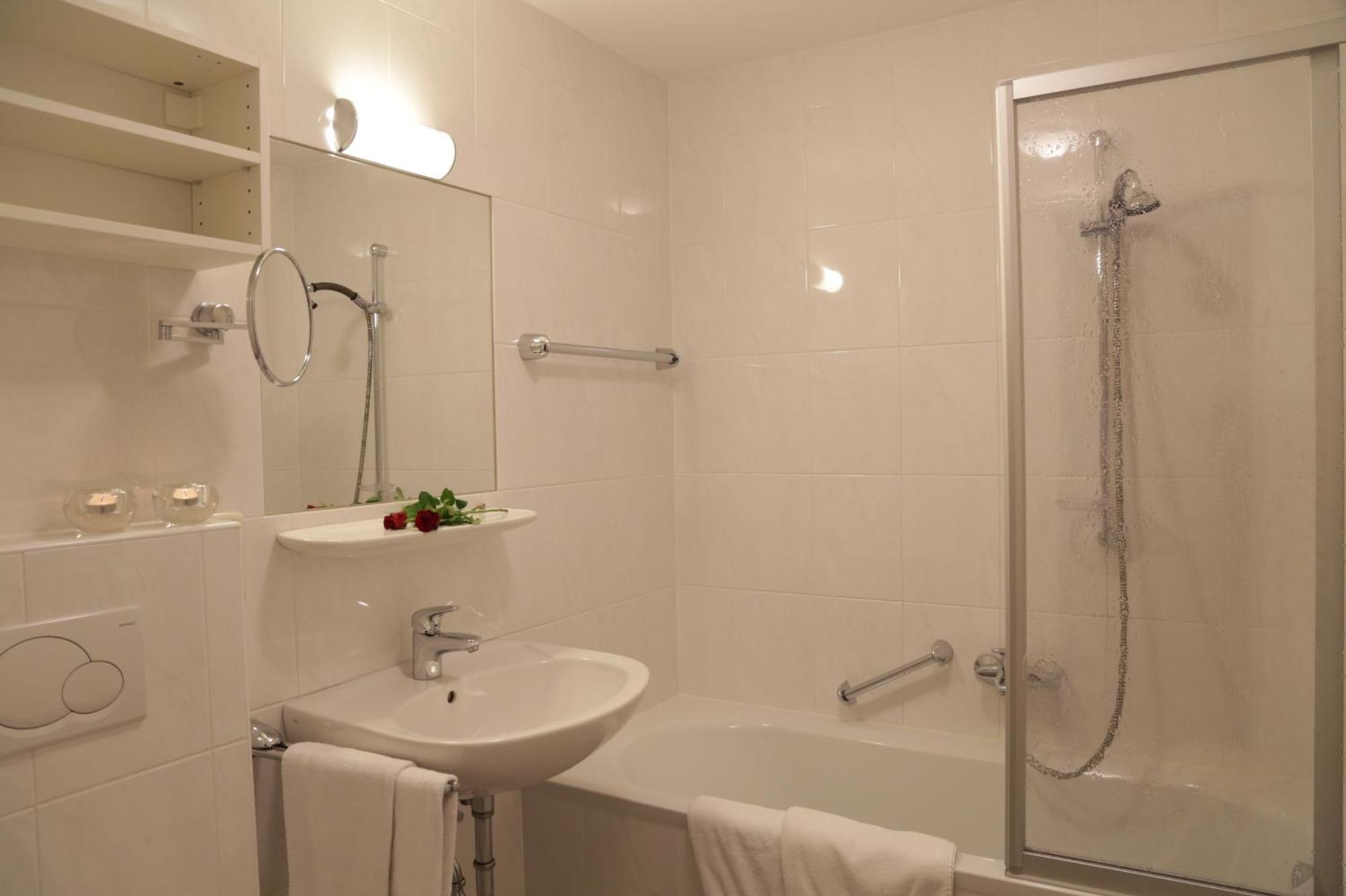 Gaestehaus Luise Waidring Room photo