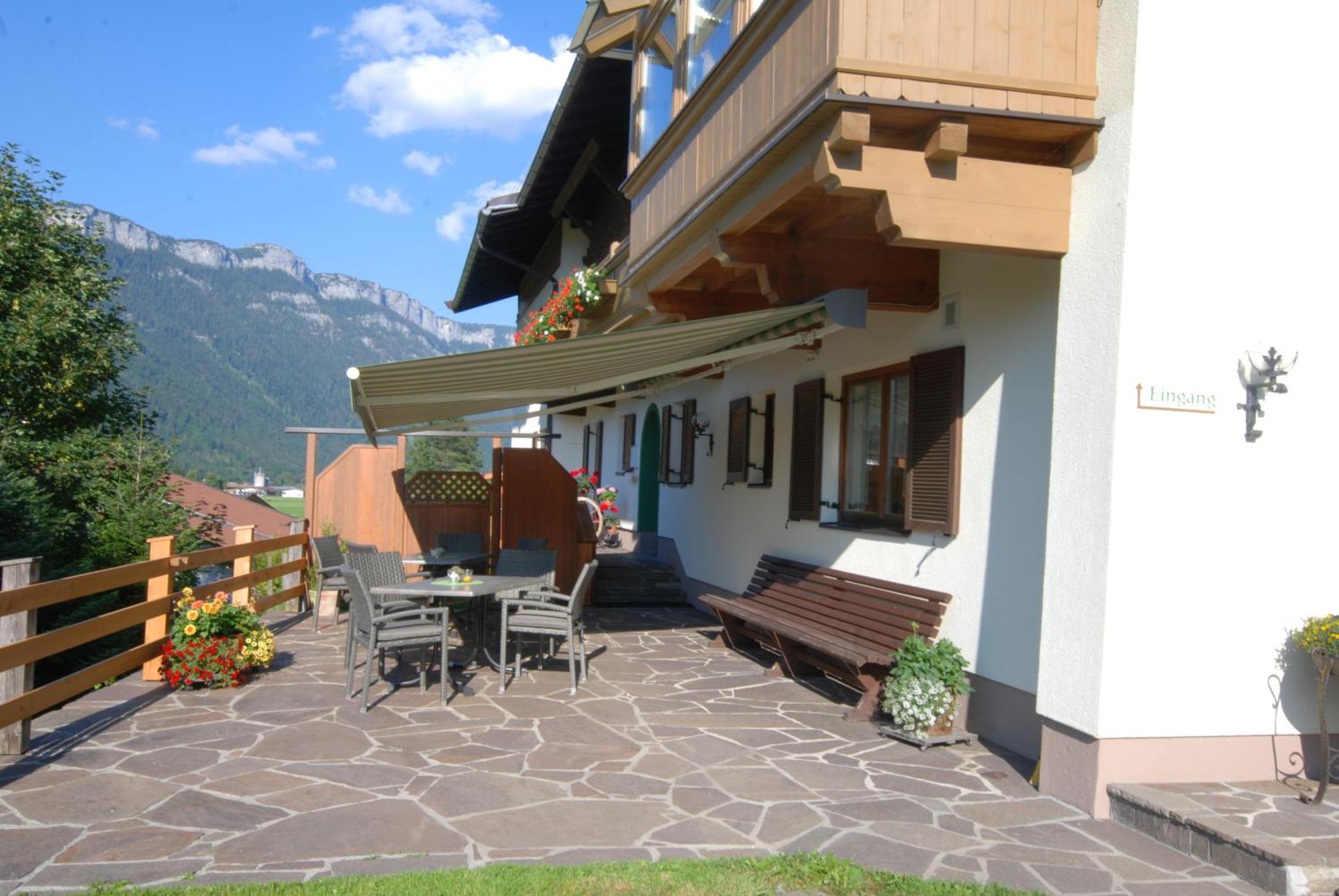 Gaestehaus Luise Waidring Exterior photo